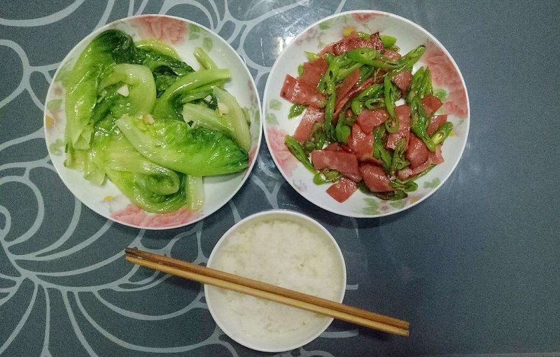 晚飯后養(yǎng)生小知識，晚飯時按序做5件事，舒暢安康還養(yǎng)身！